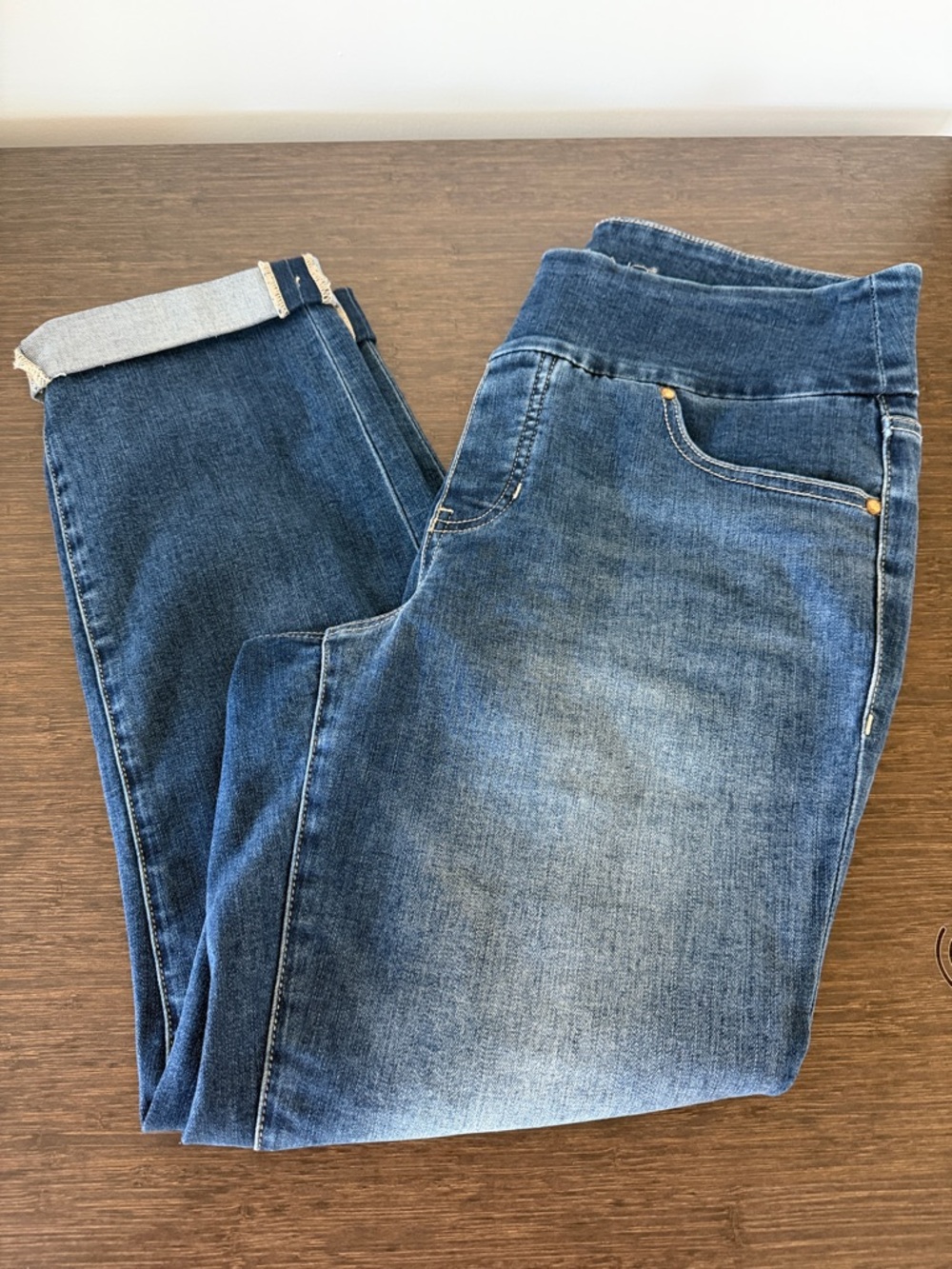 EUC. Size 12 JAG Stretch Ankle Pants